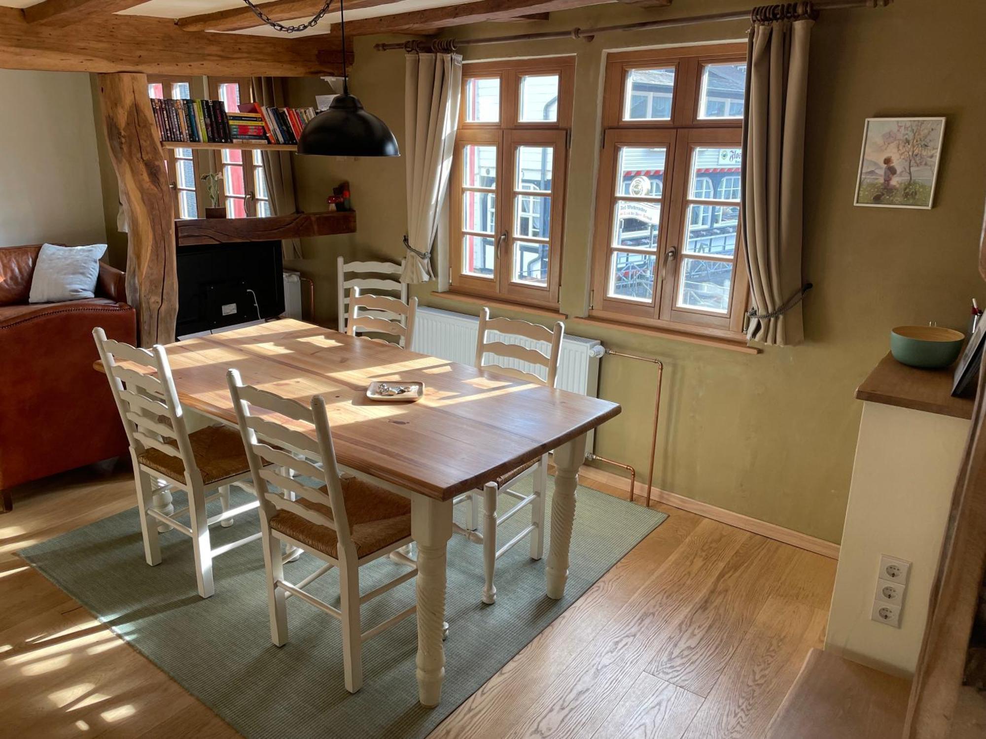 Apartment Rur-Partie Im Haus An Der Rur Monschau Luaran gambar